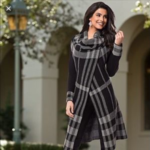 VENUS | Sweaters | Venus Plaid Open 